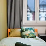 Perfect For 5 Guests - Netflix - Parking - - Smart 아파트 뒤스부르크