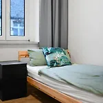 아파트 Perfect For 5 Guests - Netflix - Parking - - Smart 뒤스부르크